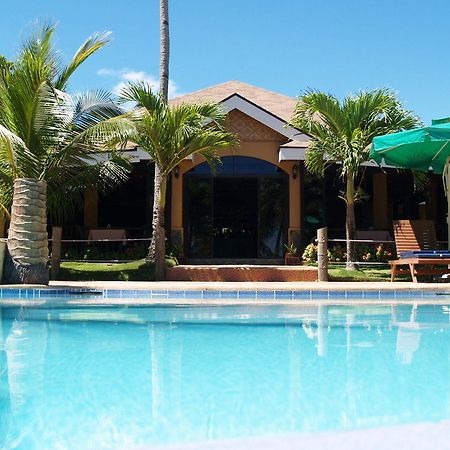 Anda White Beach Resort Екстер'єр фото