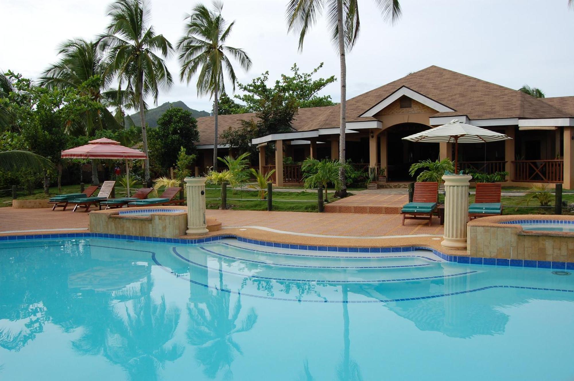 Anda White Beach Resort Екстер'єр фото