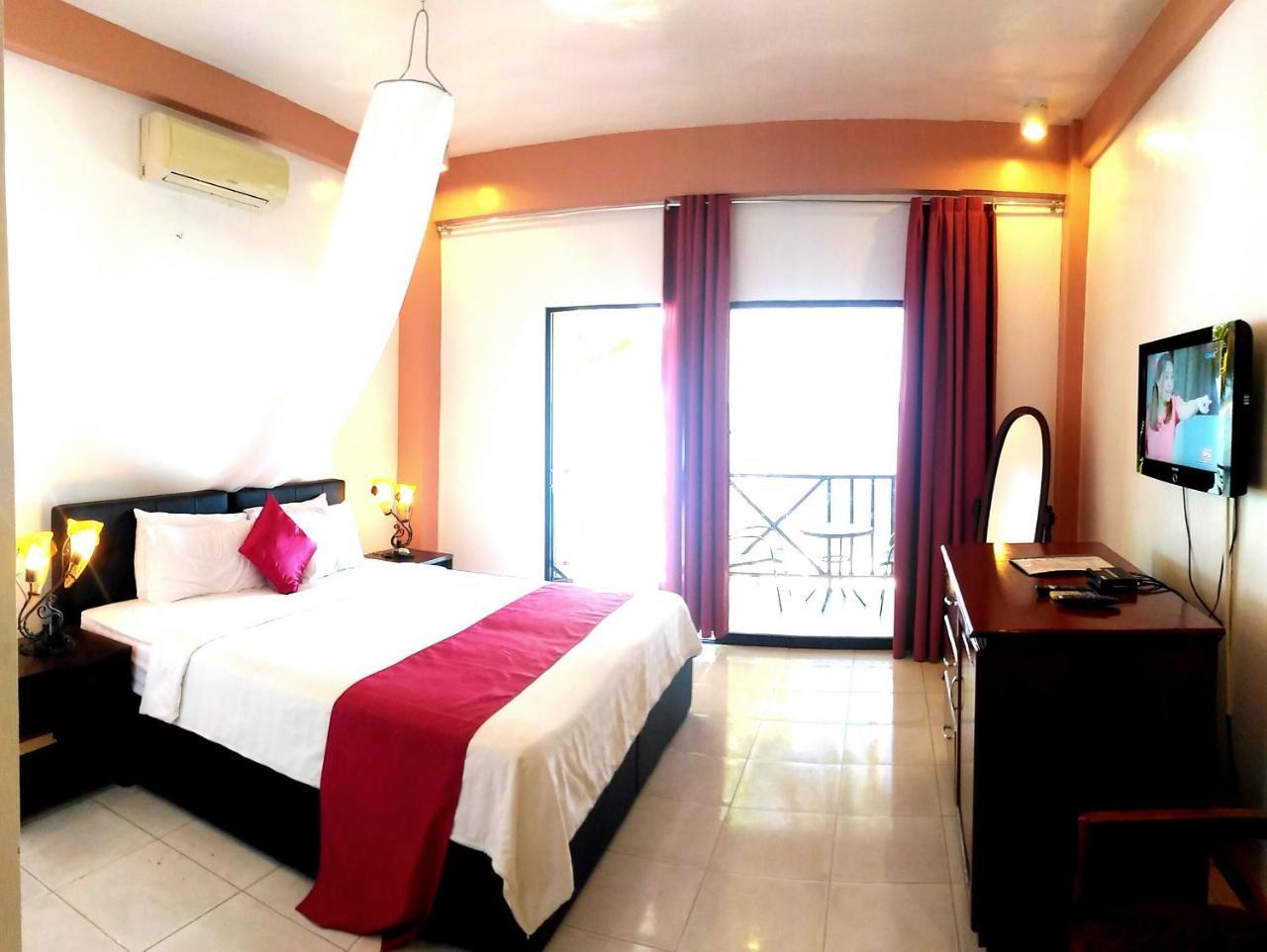 Anda White Beach Resort Екстер'єр фото