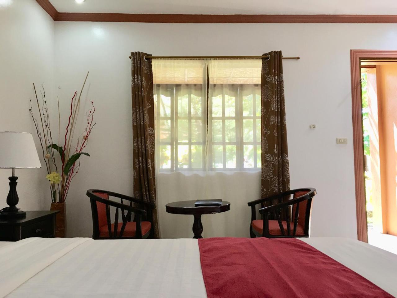 Anda White Beach Resort Екстер'єр фото