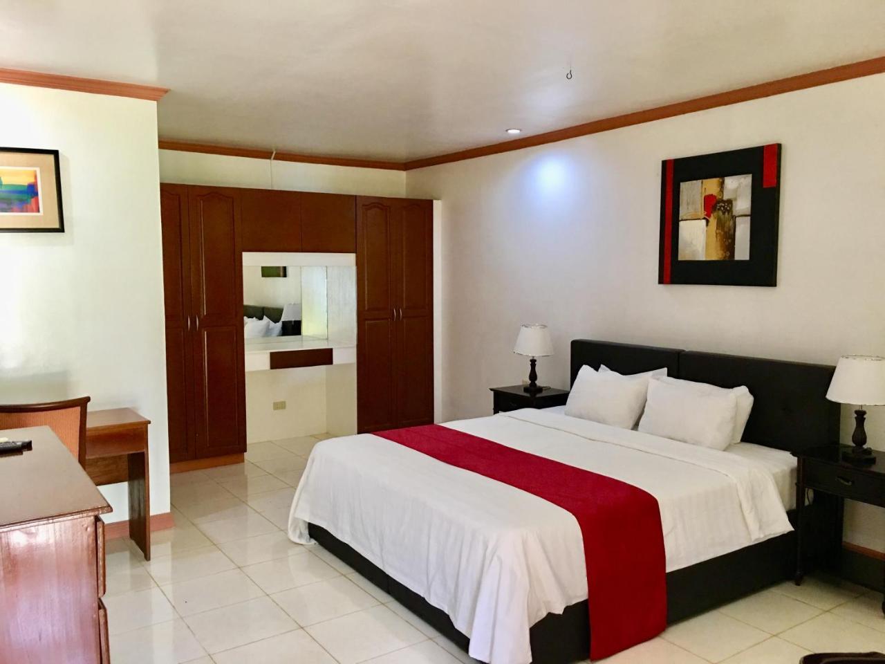 Anda White Beach Resort Екстер'єр фото